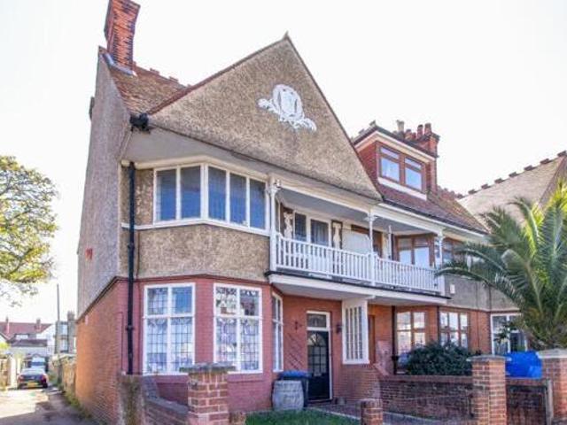House for sale in Acol, Kent