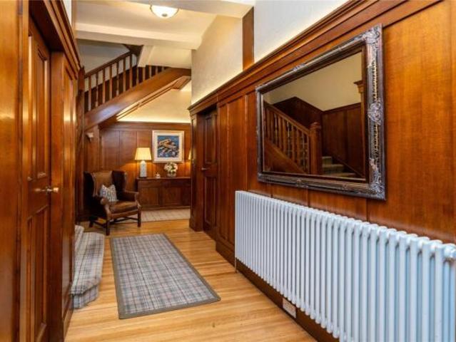 Cottage for sale in Kelvinside, Scotland