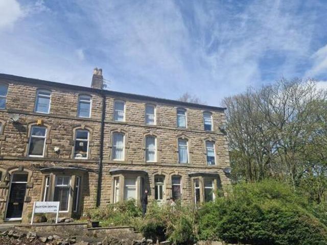 House for sale in Charlesworth, East Midlands