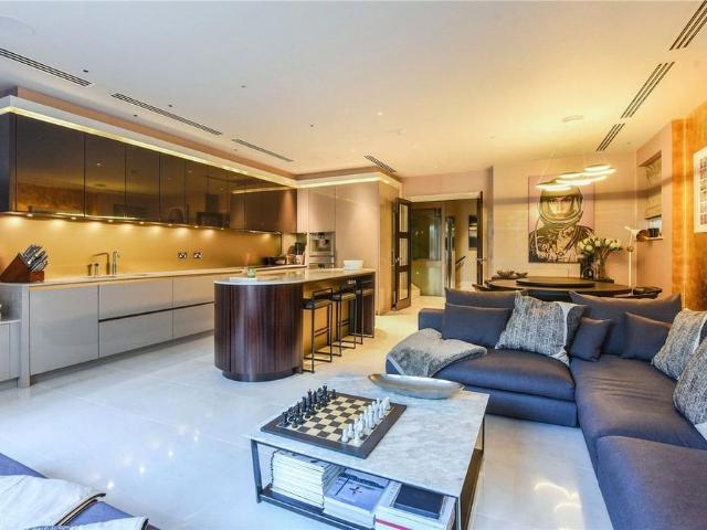 House for rent in Highgate, Greater London
