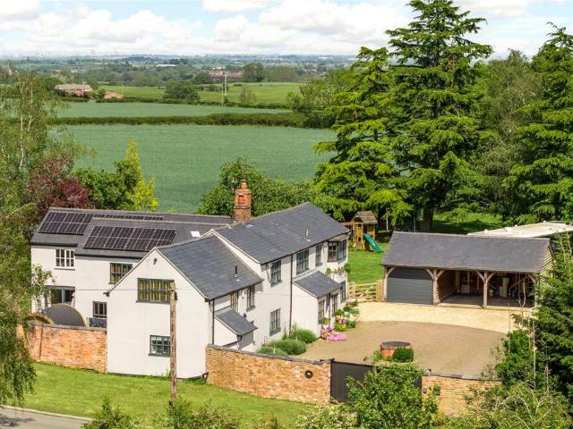 House for sale in Stanford On Avon, Leicestershire