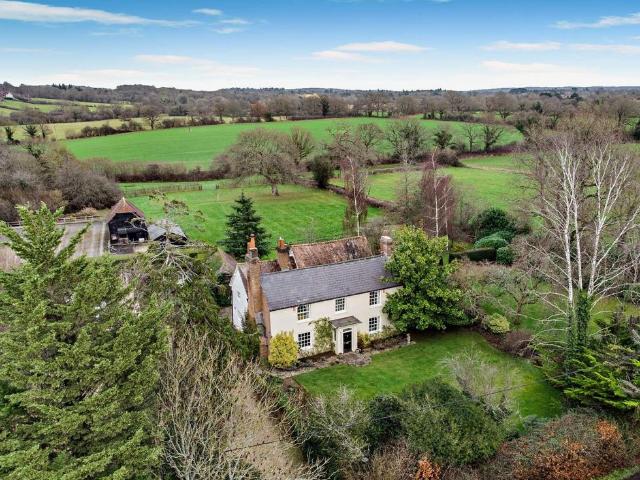 House for sale in Wickhurst Green, Horsham