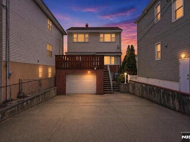 House for sale in Fairview, New Jersey