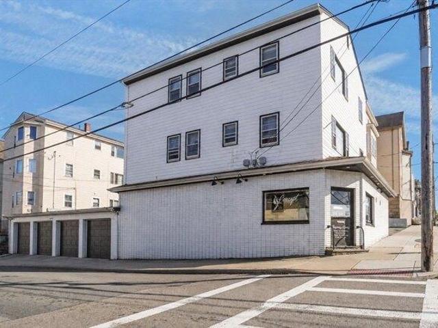 House for sale in Bristol, Massachusetts
