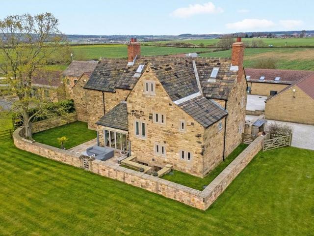 House for sale in Hemsworth, West Yorkshire