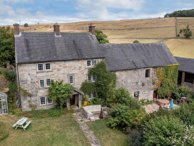 House for sale in Froggatt, East Midlands