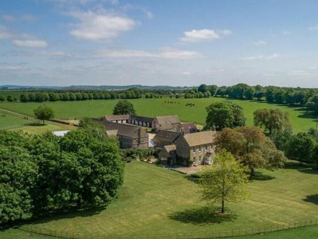 House for sale in Gloucester, Gloucestershire