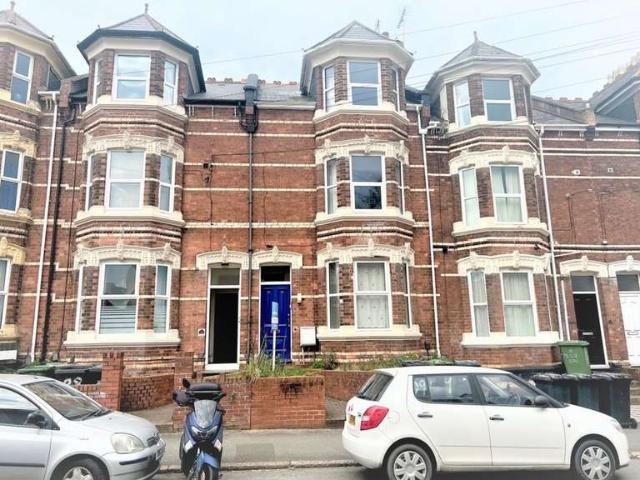 Flat for sale in Polsloe, Watergate