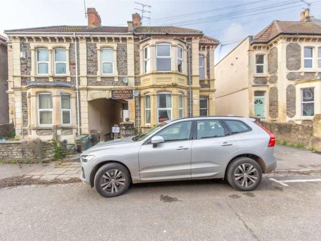 Flat for sale in Pigsty Hill, Feckenham