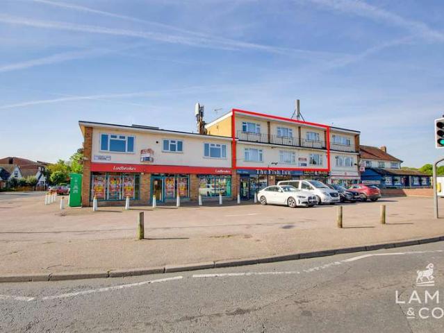 Flat for sale in Dale Hill, Essex