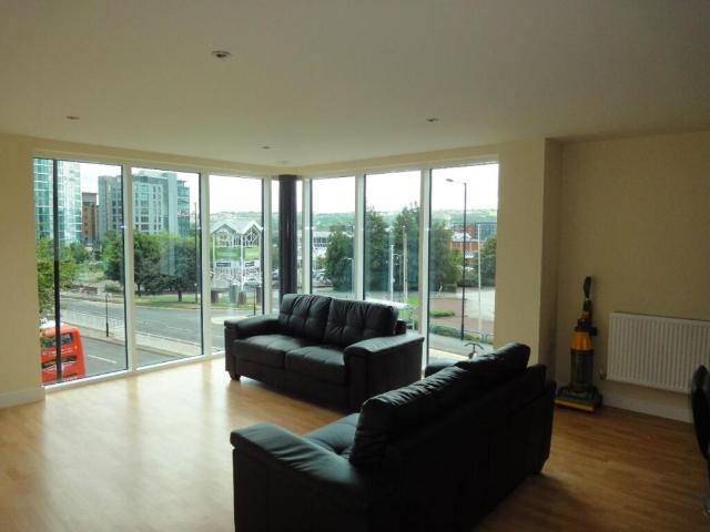 Flat for rent in Ecclesall, Isle Of Man