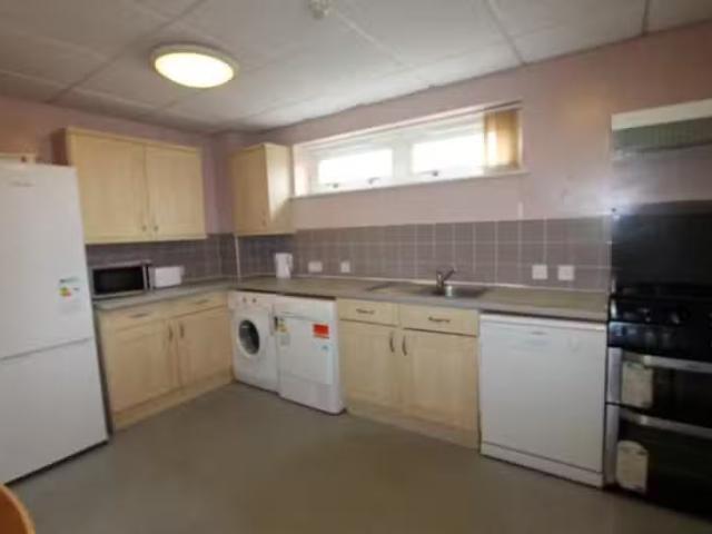 House for rent in Green Close, Warwickshire