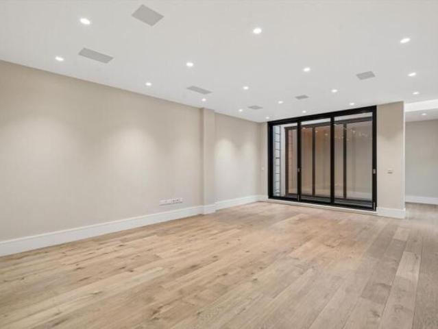 Flat for rent in Cat Hill