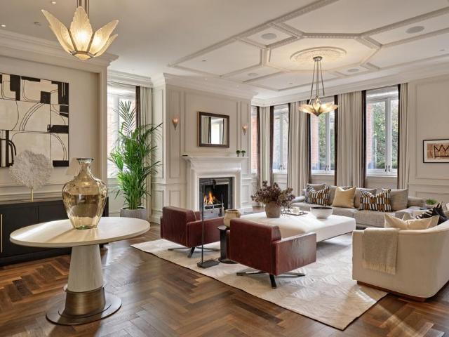 Flat for sale in Chelsea, Greater London