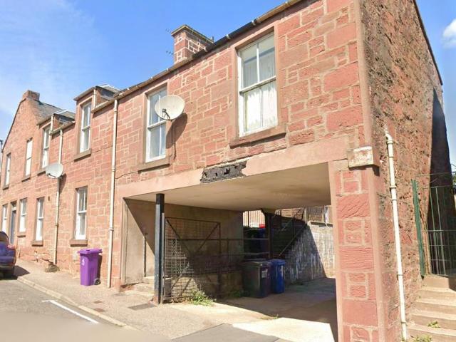 Flat for sale in Kirriemuir, Scotland
