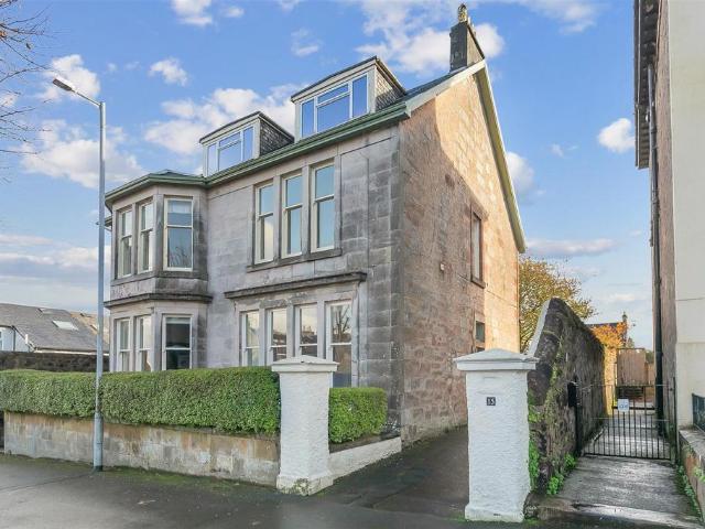 Flat for sale in Greenock, Scotland