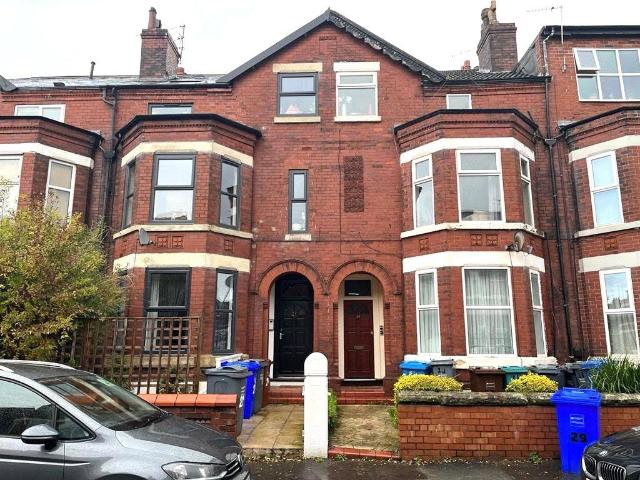 Flat for sale in Georgia, Greater Manchester