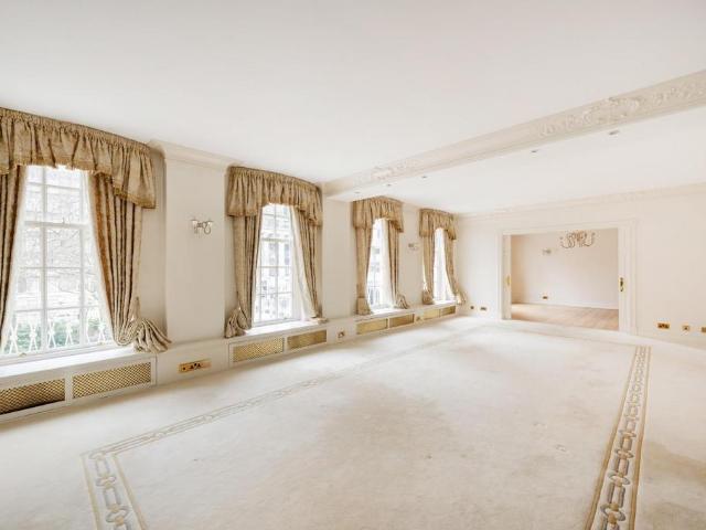 Flat for sale in Belgravia, Isle Of Man