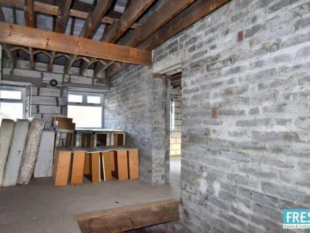Flat for sale in Wales