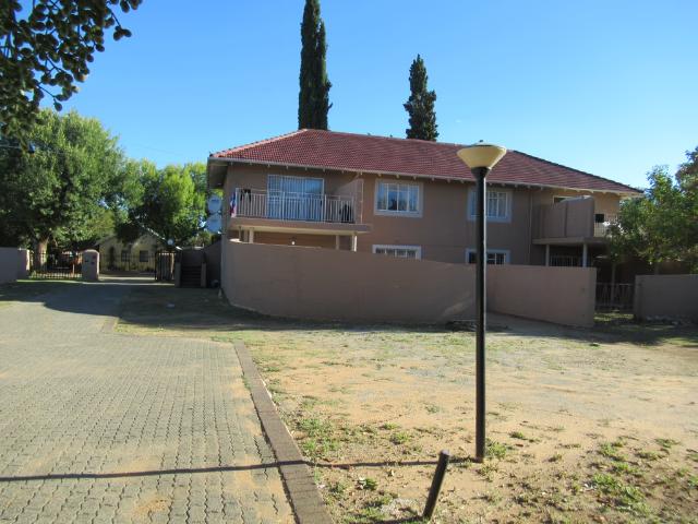 Flat for sale in Lejweleputswa, Free State