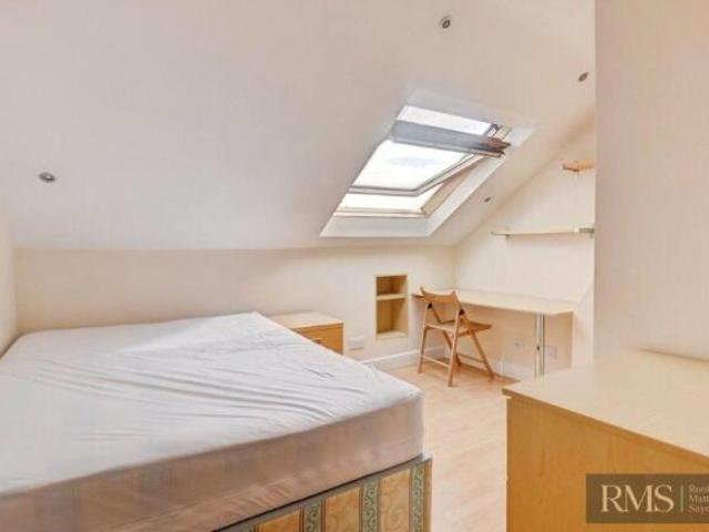 Flat for sale in Jesmond, Tyne And Wear