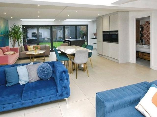 Apartment for rent in Golders Green, Greater London