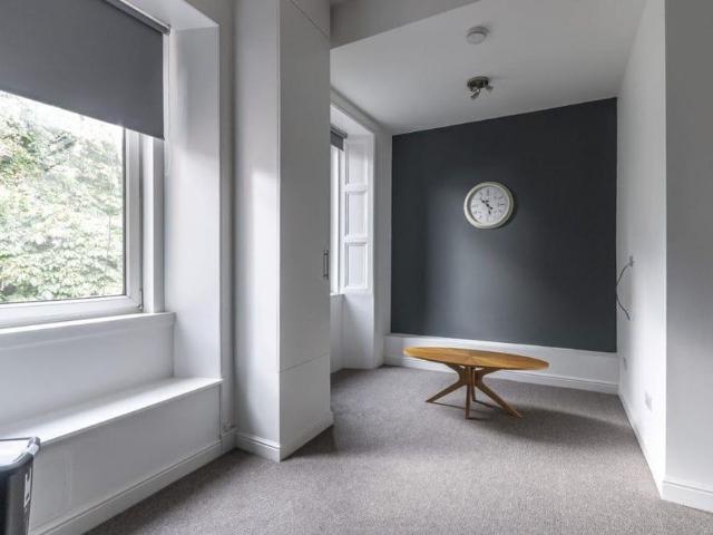 Room for rent in Mayfield, Newington