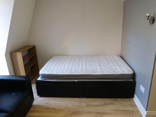 Room for rent in Somers Town, Portsmouth