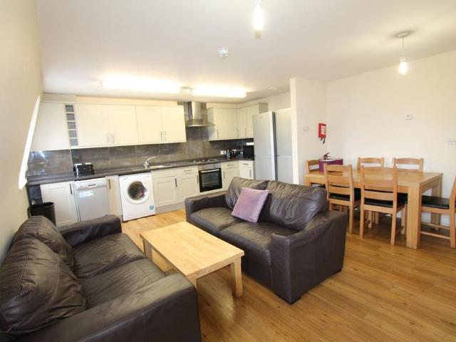 Apartment for rent in Milverton, Green Close