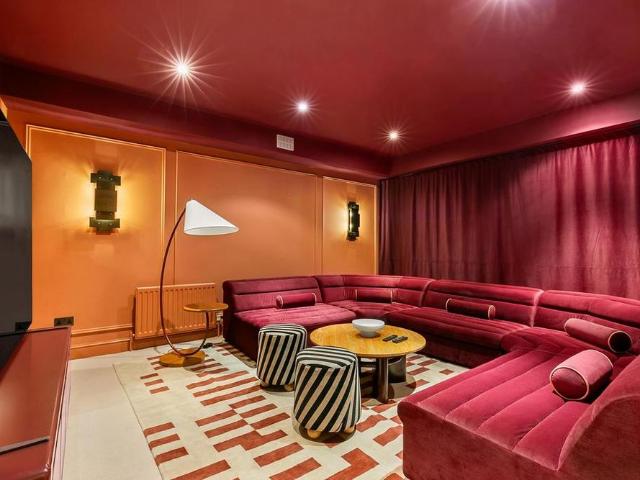 Apartment for rent in Kensington, Greater London