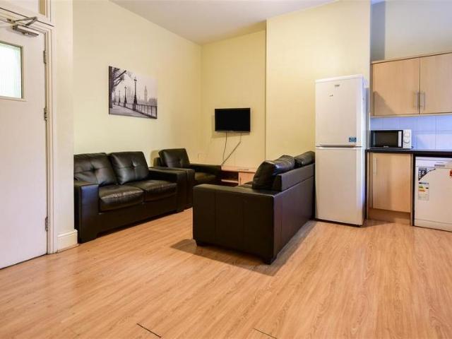 Apartment for rent in Sharrow Vale, Sheffield
