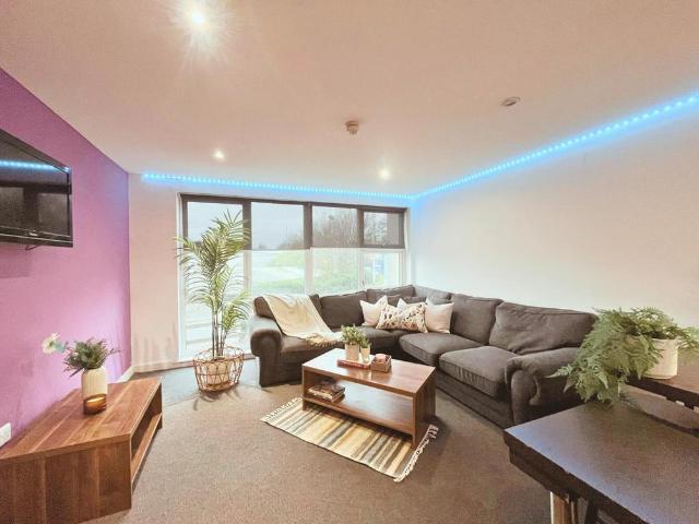 Apartment for rent in Mount Wise