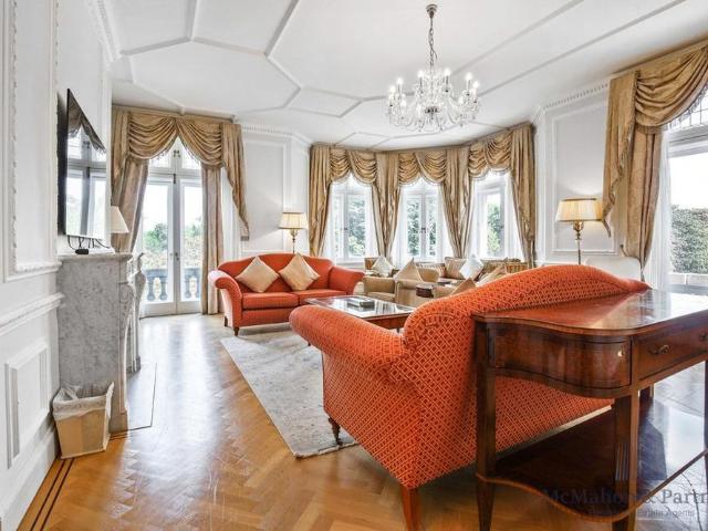 Apartment for rent in South Kensington, Greater London