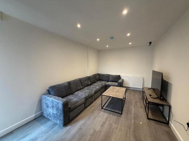 Apartment for rent in Hanley, Stoke-on-Trent