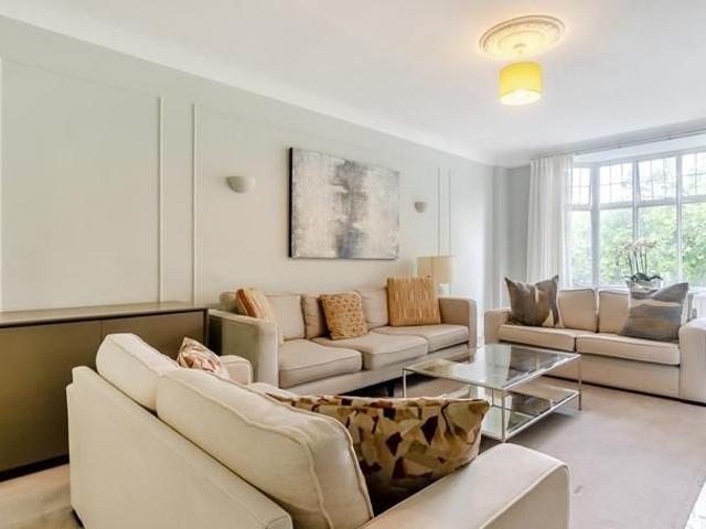 Apartment for rent in St. John's Wood, Greater London