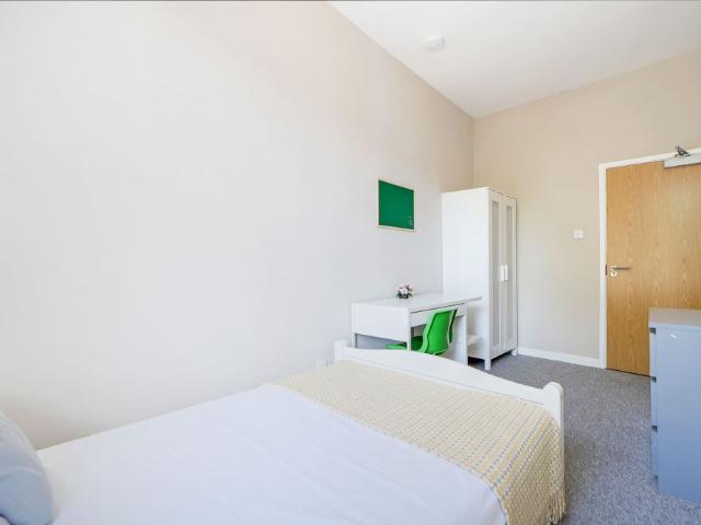 Room for rent in Sharrow Vale, Sheffield