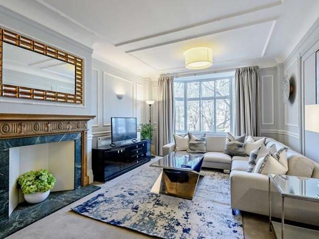Apartment for rent in St. John's Wood, Greater London