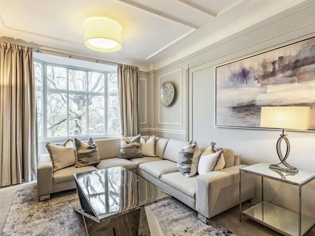 Apartment for rent in St. John's Wood, Greater London