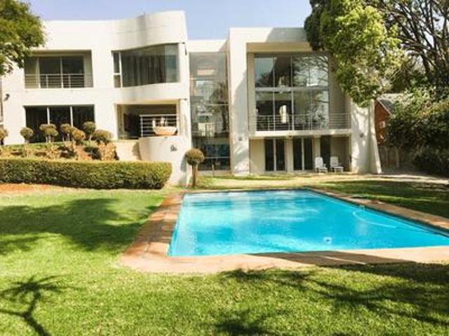 House for rent in Waterkloof, Gauteng