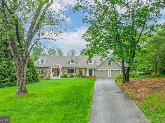 House for sale in Glenmoore