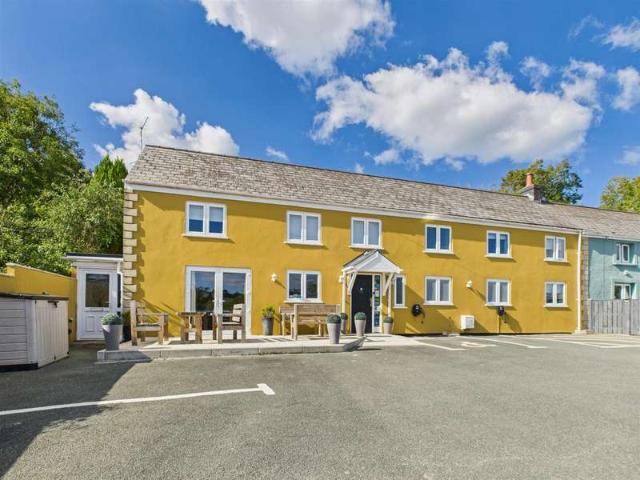 House for sale in Fishguard and Goodwick, Goodwick