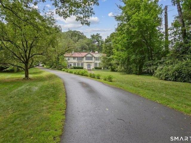 House for sale in Hamden, Connecticut