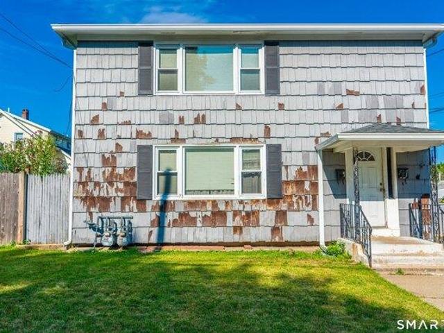 House for sale in Hamden, Connecticut