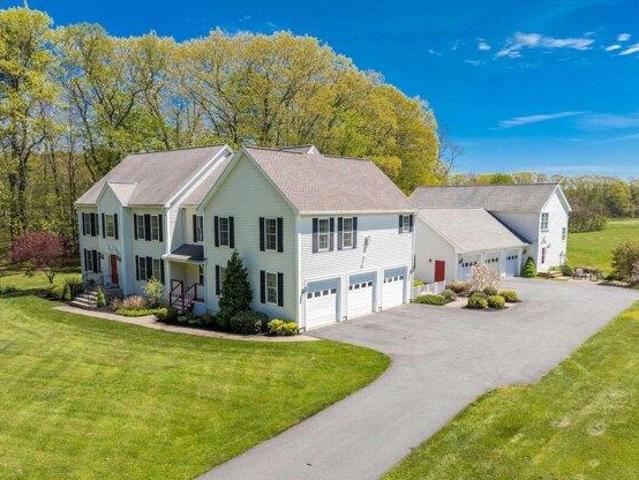 House for sale in New Hampshire