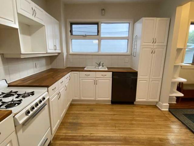 House for rent in East St. Paul, Manitoba