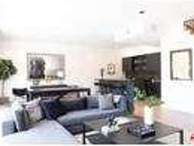 House for rent in Canoga Park, California