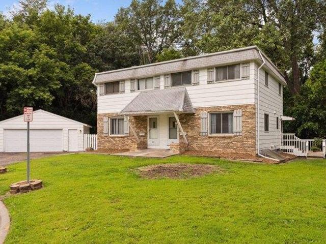 House for sale in Hennepin, Minnesota