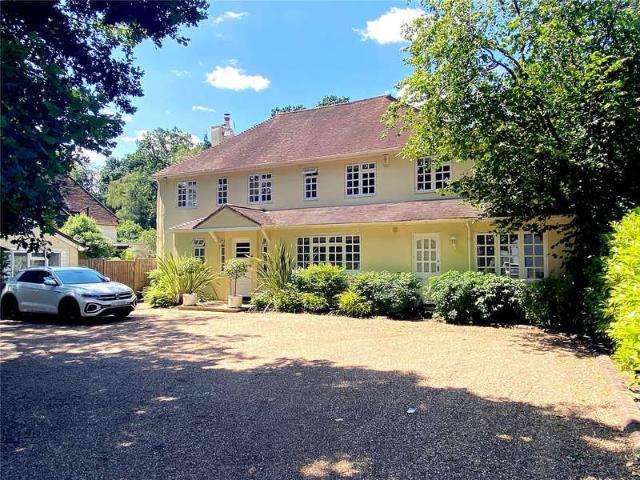House for sale in Whiteley Village, Blackhills