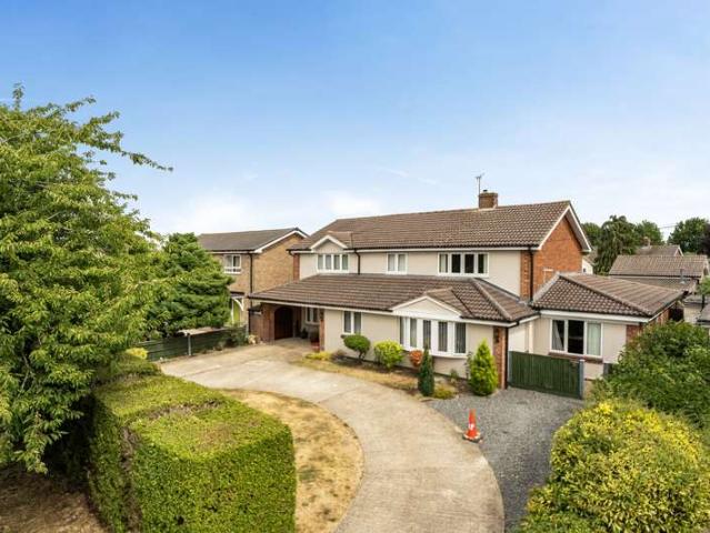 House for sale in Victoria Park, Aylesbury