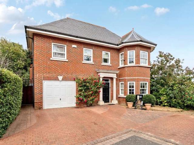 House for sale in Blackhills, Surrey